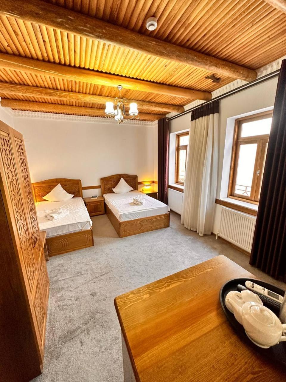 Munis Hotel Buchara Buitenkant foto