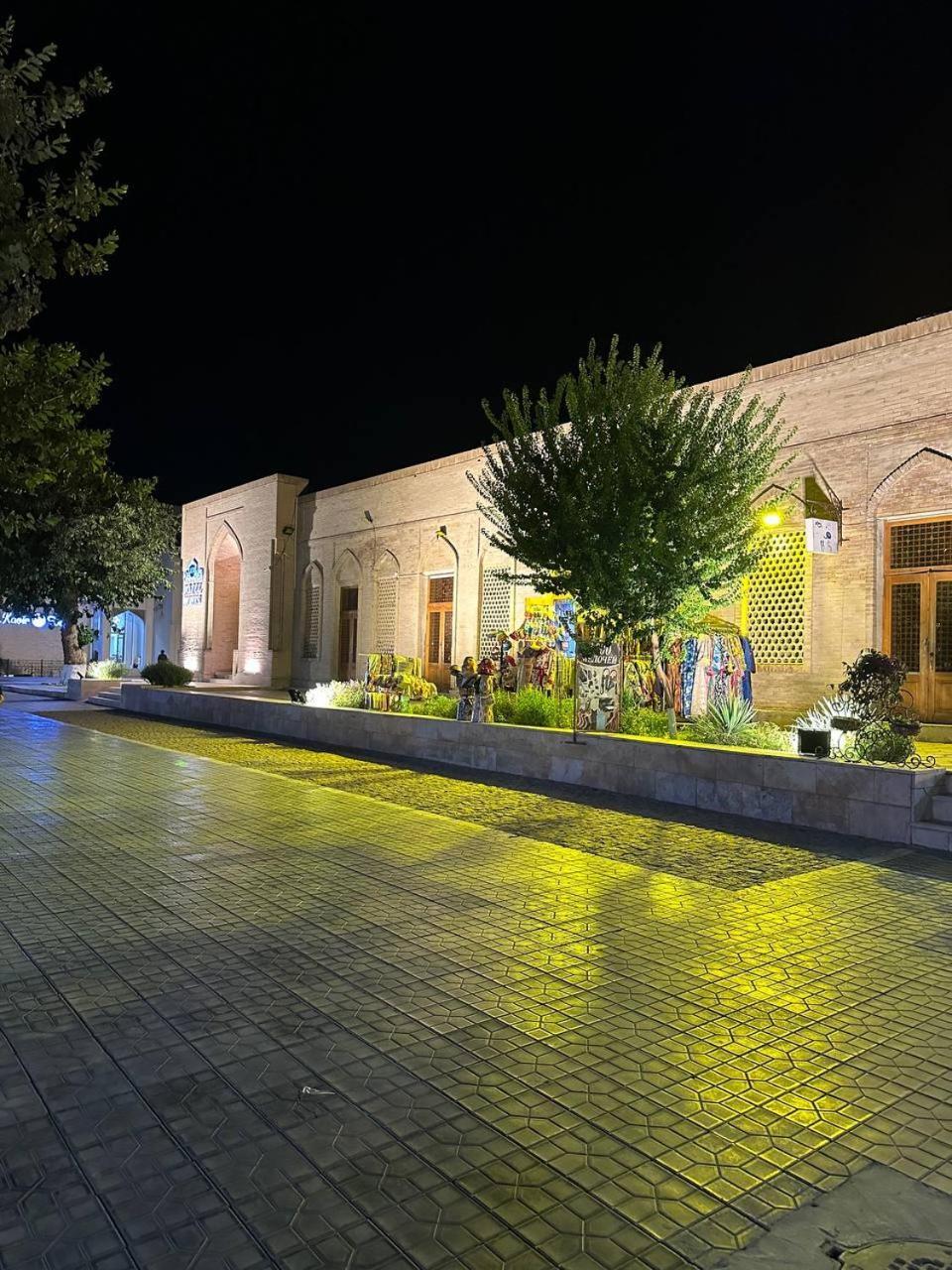 Munis Hotel Buchara Buitenkant foto
